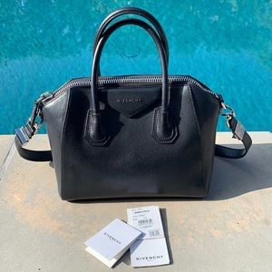 Givenchy Medium Antigona Black Leather Shoulder Bag